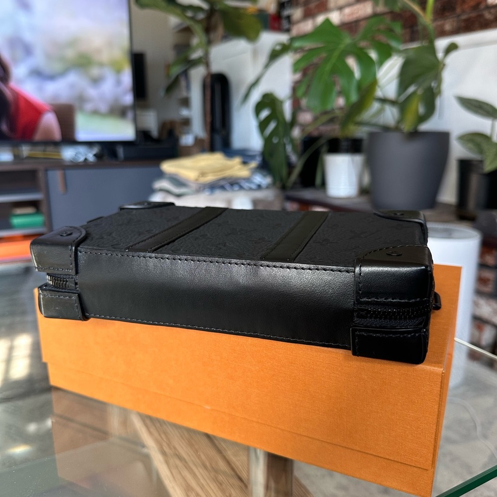 Louis Vuitton Monogram Taurillon Soft Trunk Wallet - Picture 8 of 9